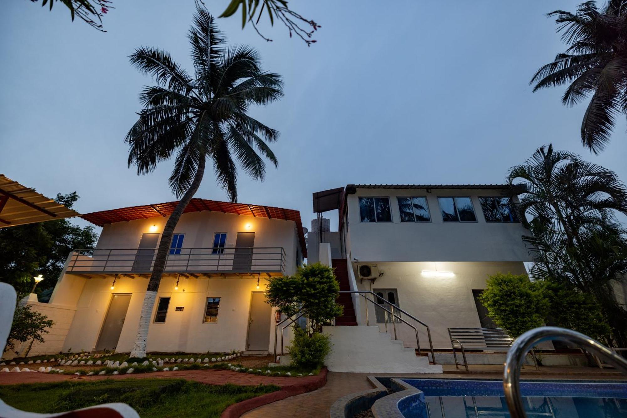 Sri Sai Holiday Inn Pondicherry Exterior photo
