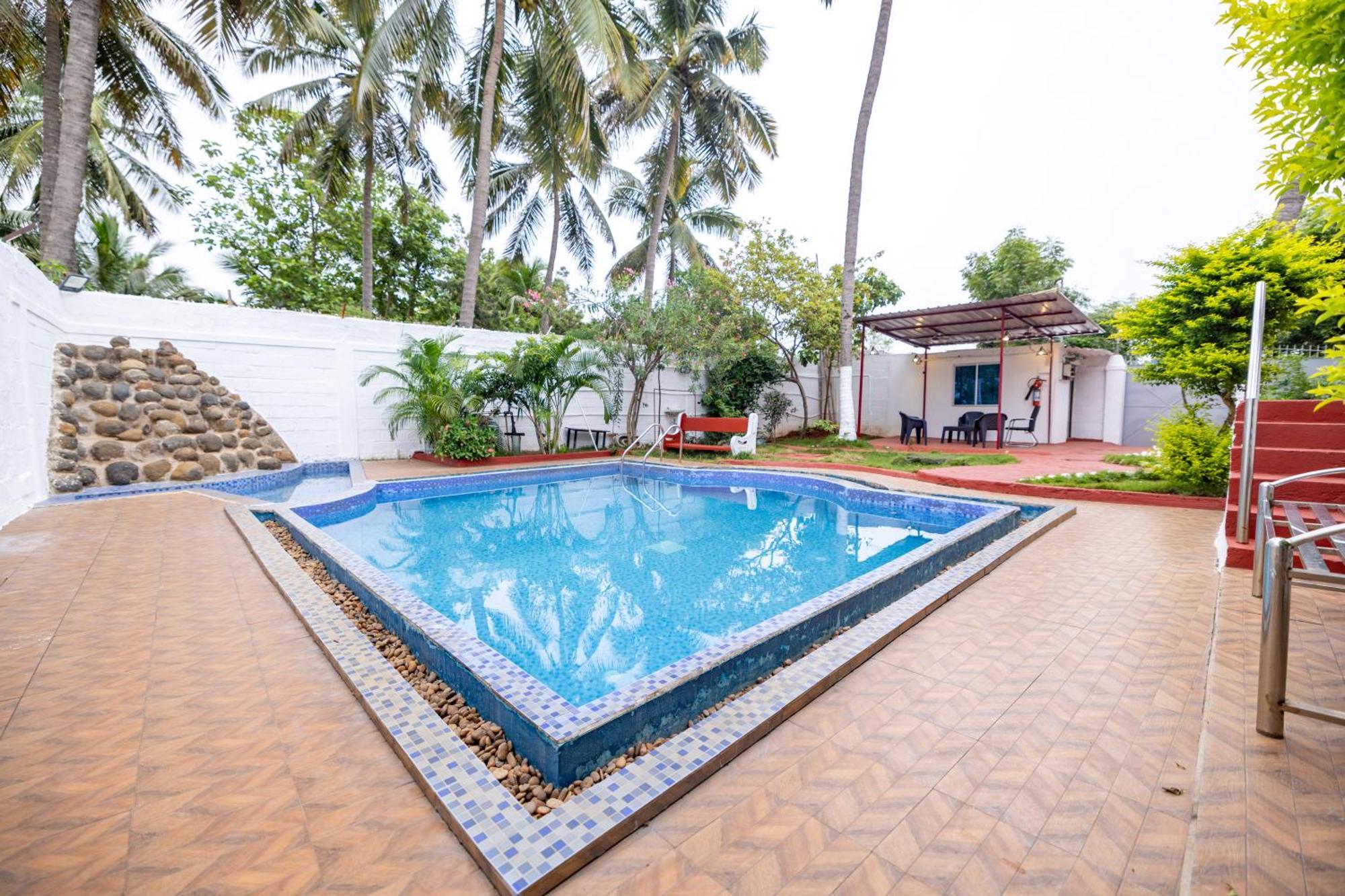 Sri Sai Holiday Inn Pondicherry Exterior photo